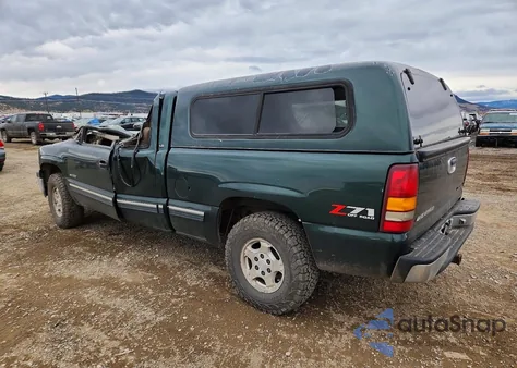 2001 Chevrolet Silverado K1500 из США, поврежденный, VIN 2GCEK19TX11296332